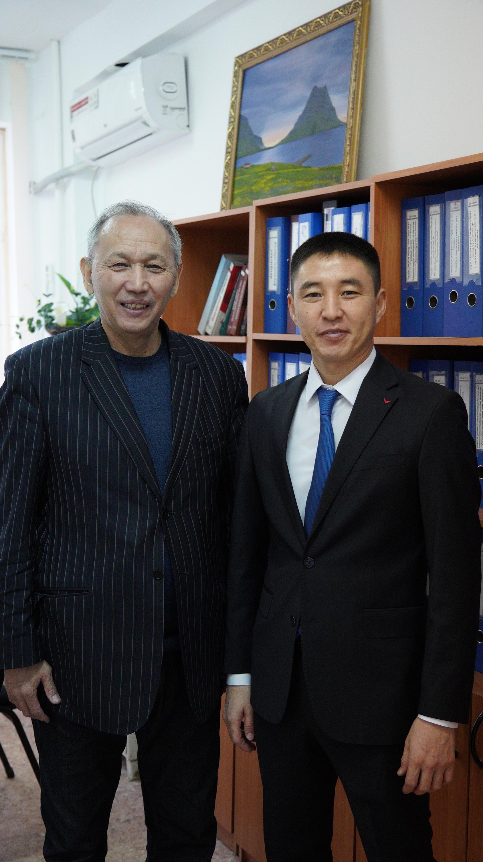 Естеліктер